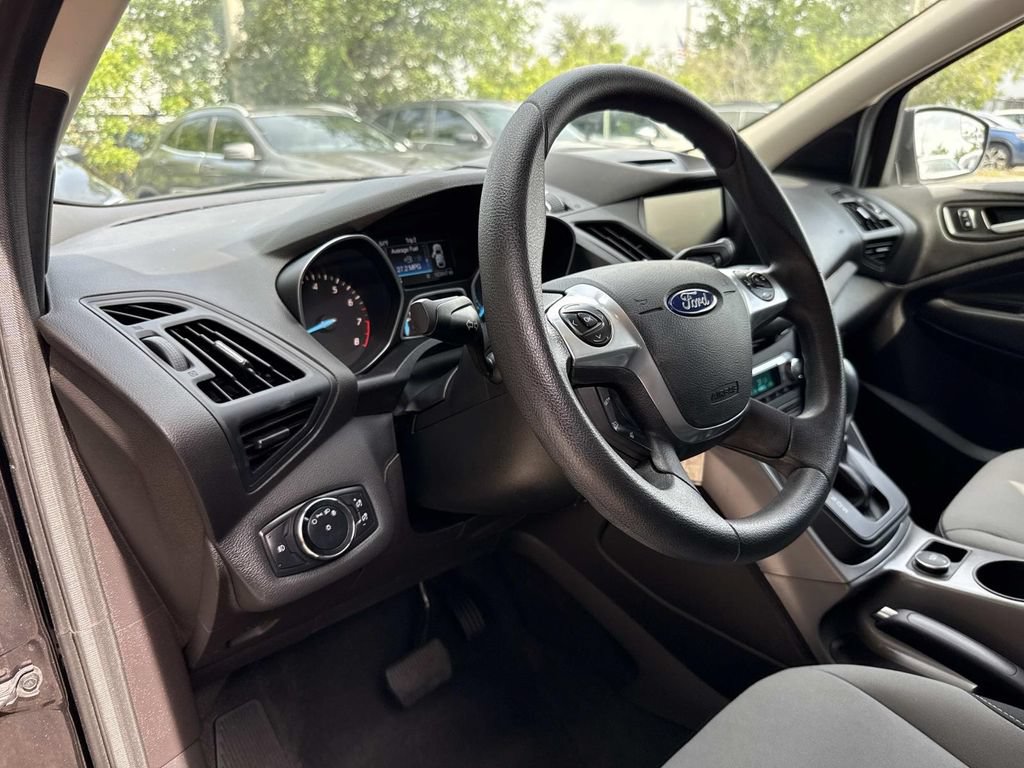 Used 2015 Ford Escape SE w/ Equipment Group 201A FWD image 24