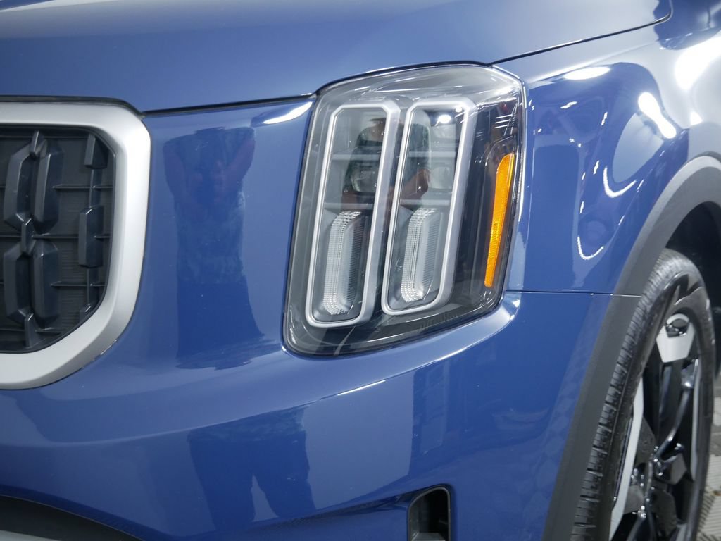 Used 2025 Kia Telluride EX X-Line AWD/4WD image 14