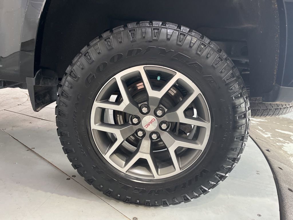 Used 2022 GMC Canyon AT4 AWD/4WD image 15