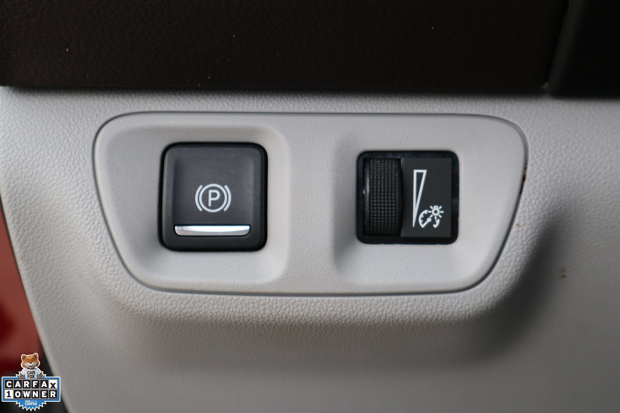 Used 2017 GMC Acadia SLT FWD image 14