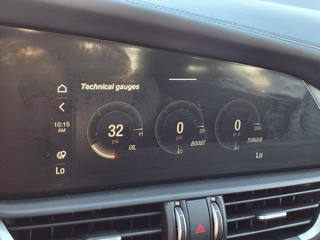 Used 2023 Alfa Romeo Giulia Ti image 32