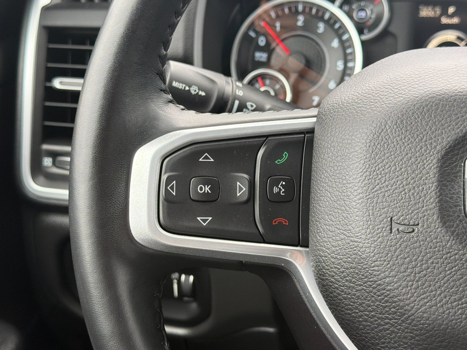 Used 2021 RAM 1500 Big Horn AWD/4WD image 26