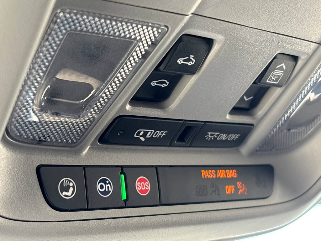 Used 2024 Chevrolet Malibu LT image 32