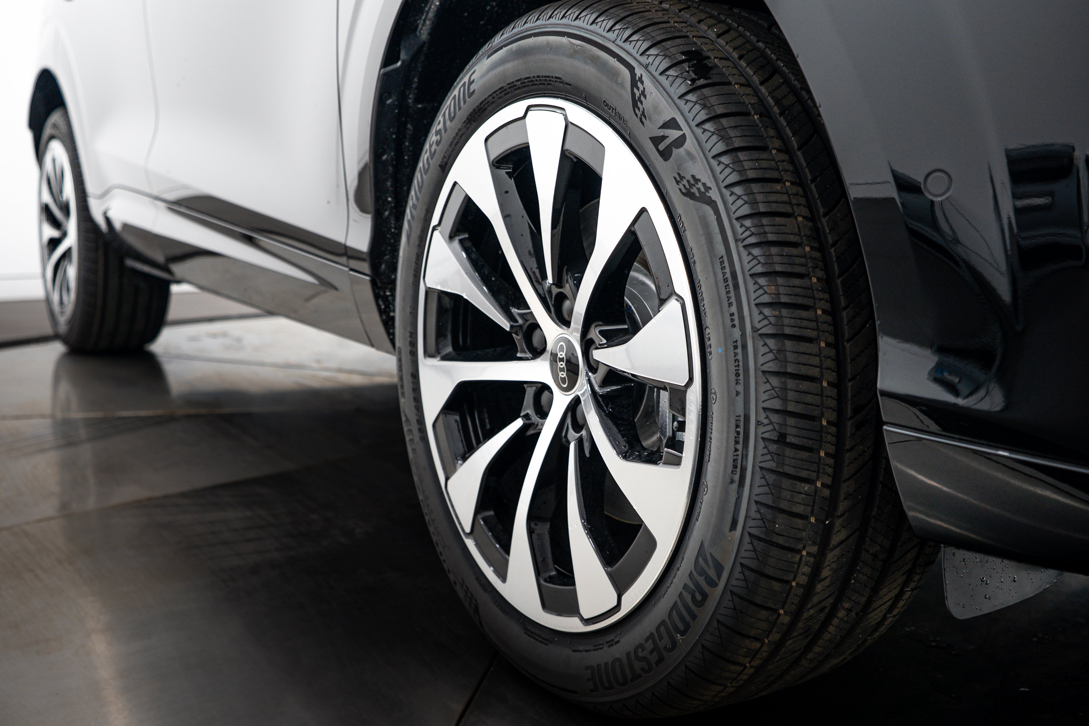 New 2026 Audi Q3 quattro 2.0T AWD/4WD image 20