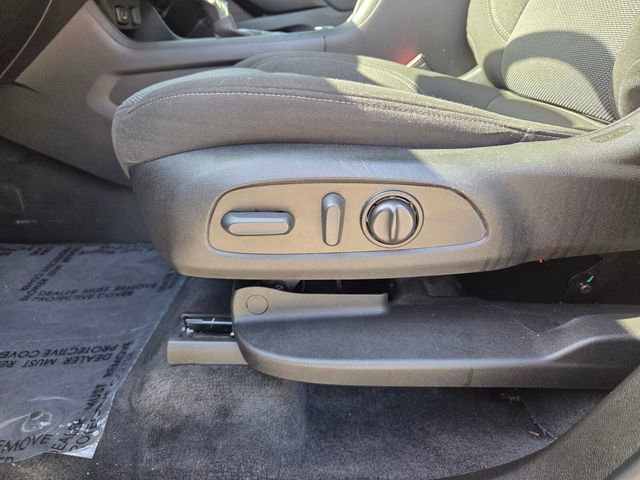 Certified 2023 Chevrolet Traverse LT image 30