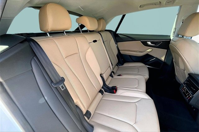 Used 2023 Audi Q8 Premium Plus w/ Premium Plus Package image 29