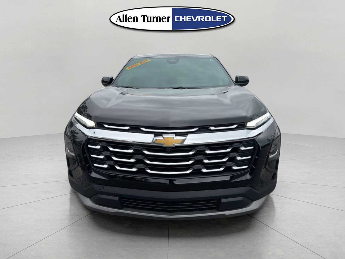 New 2026 Chevrolet Equinox LT w/ Convenience Package II FWD image 2