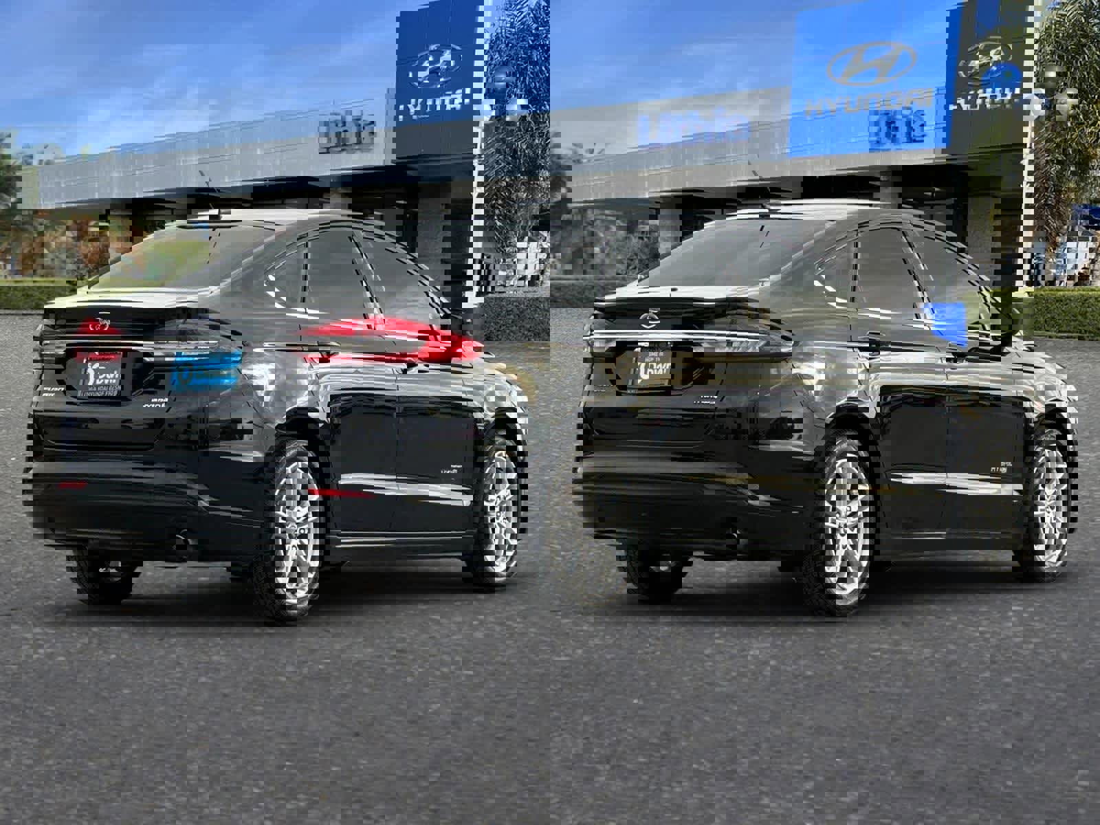 Used 2018 Ford Fusion S video 2