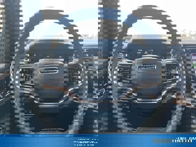 Used 2024 Jeep Grand Wagoneer L 4WD image 29