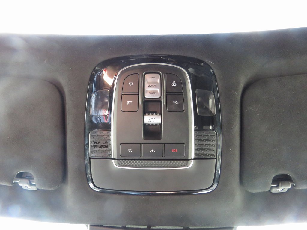 Used 2020 Hyundai Palisade Limited image 31