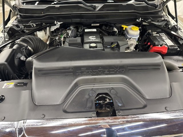 Used 2022 RAM 3500 Laramie image 34
