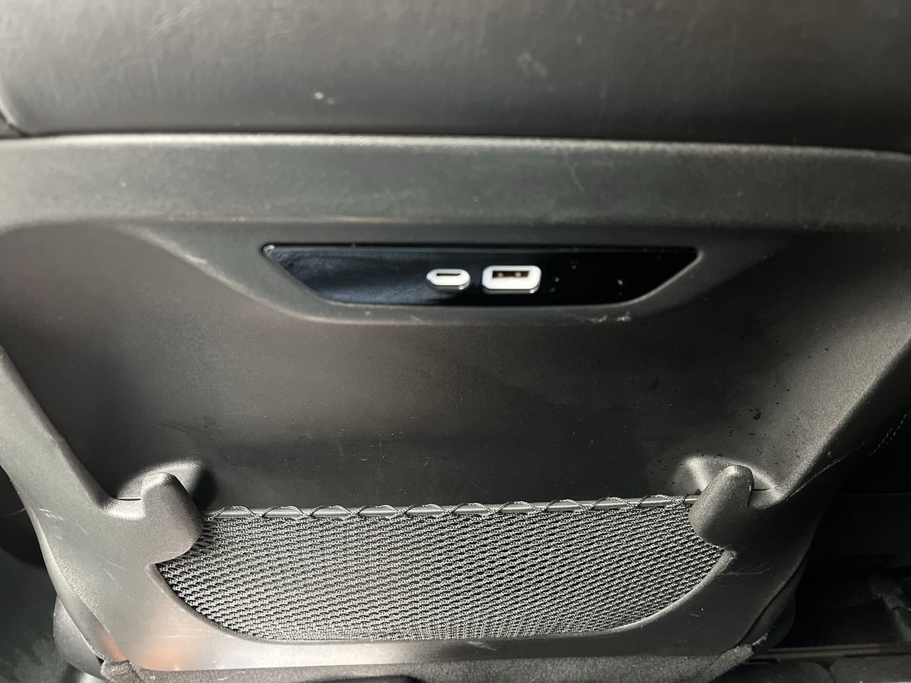 Used 2025 Chrysler Pacifica Select FWD image 11