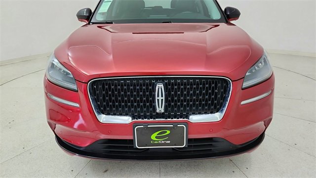 Used 2022 Lincoln Corsair AWD w/ Premium Package image 8