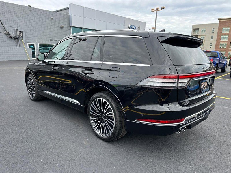 Certified 2023 Lincoln Aviator Black Label w/ Dynamic Handling Package image 9