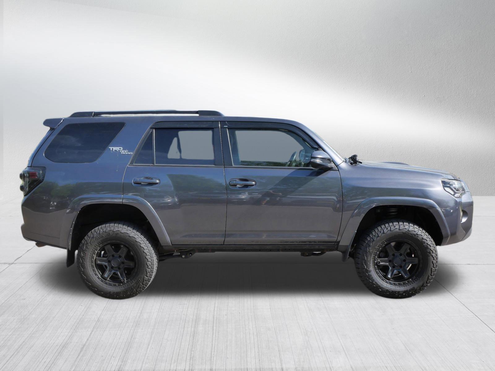 Certified 2020 Toyota 4Runner TRD Off-Road Premium AWD/4WD image 9