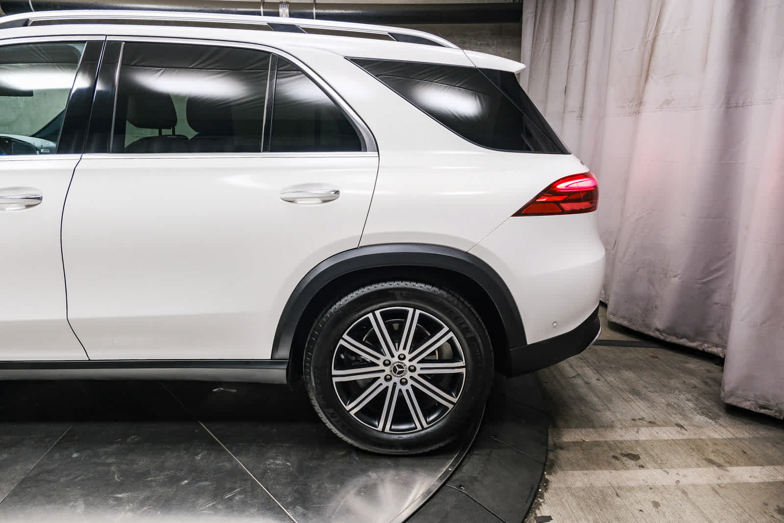 Certified 2024 Mercedes-Benz GLE 350 4MATIC image 8