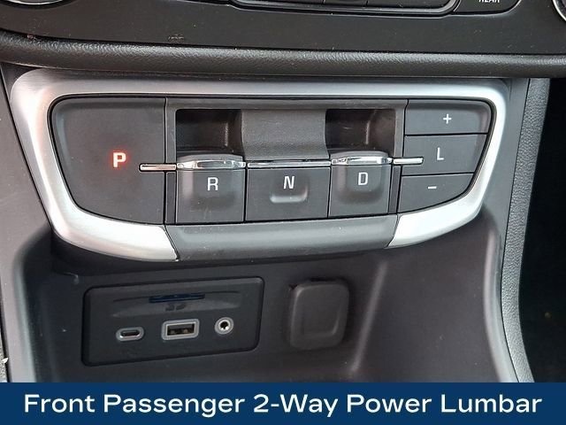 Used 2024 GMC Terrain SLT image 26