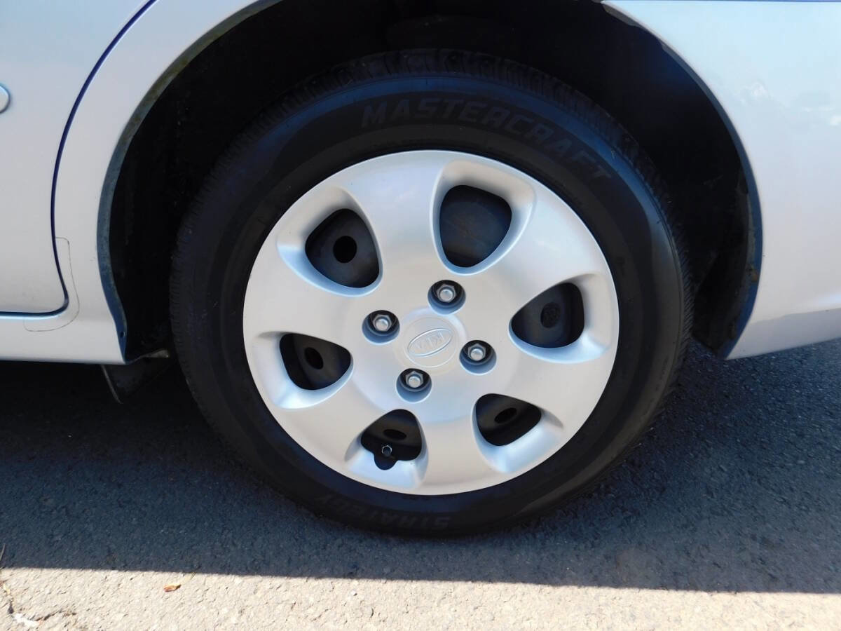 Used 2008 Kia Spectra EX image 21