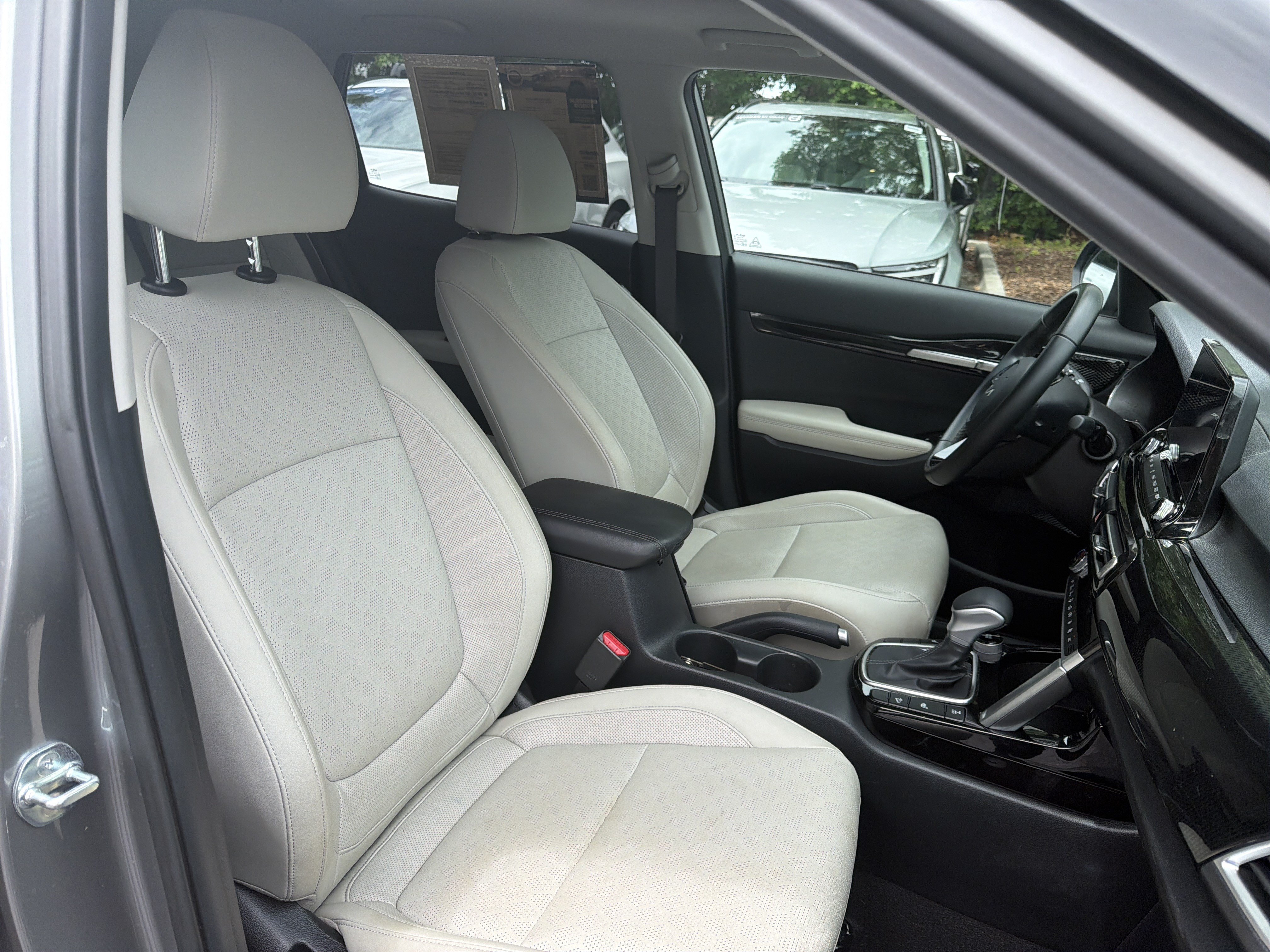 Used 2023 Kia Seltos EX AWD/4WD image 35