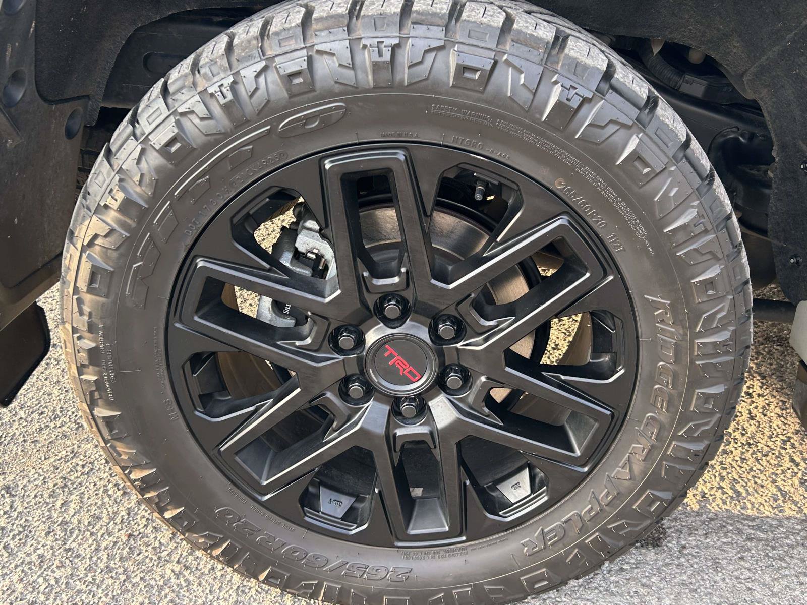 Used 2024 Toyota Sequoia SR5 w/ SR5 Premium Package AWD/4WD image 9
