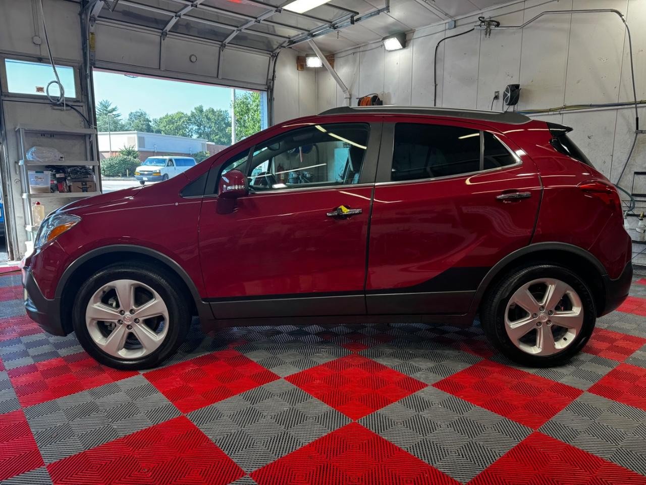 Used 2016 Buick Encore FWD image 4
