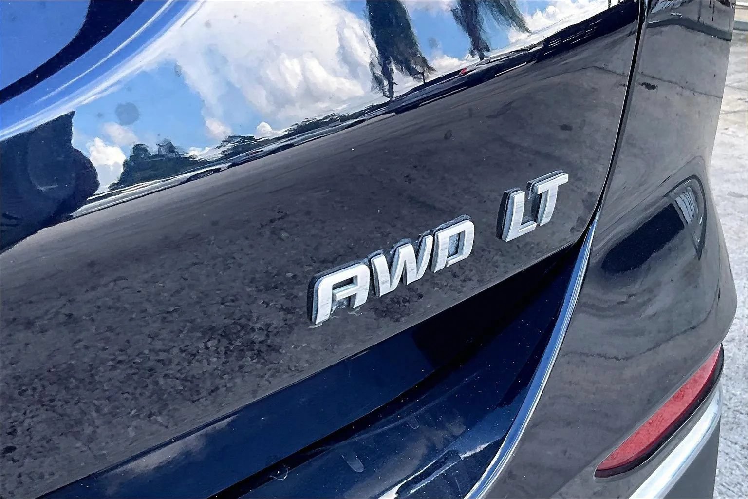 Used 2020 Chevrolet Equinox LT AWD/4WD image 21