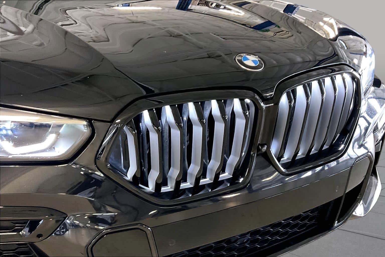 Used 2023 BMW X6 xDrive40i w/ M Sport Package AWD/4WD image 30