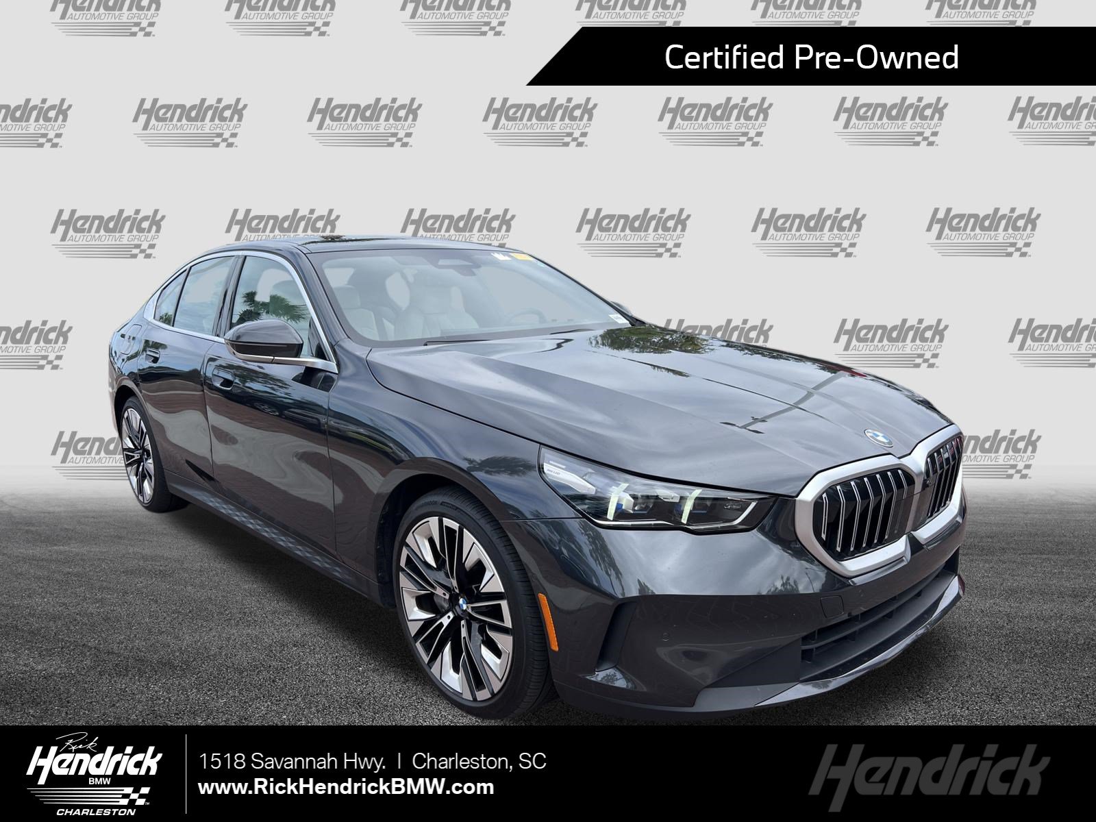 Certified 2026 BMW 540i xDrive AWD/4WD image 1