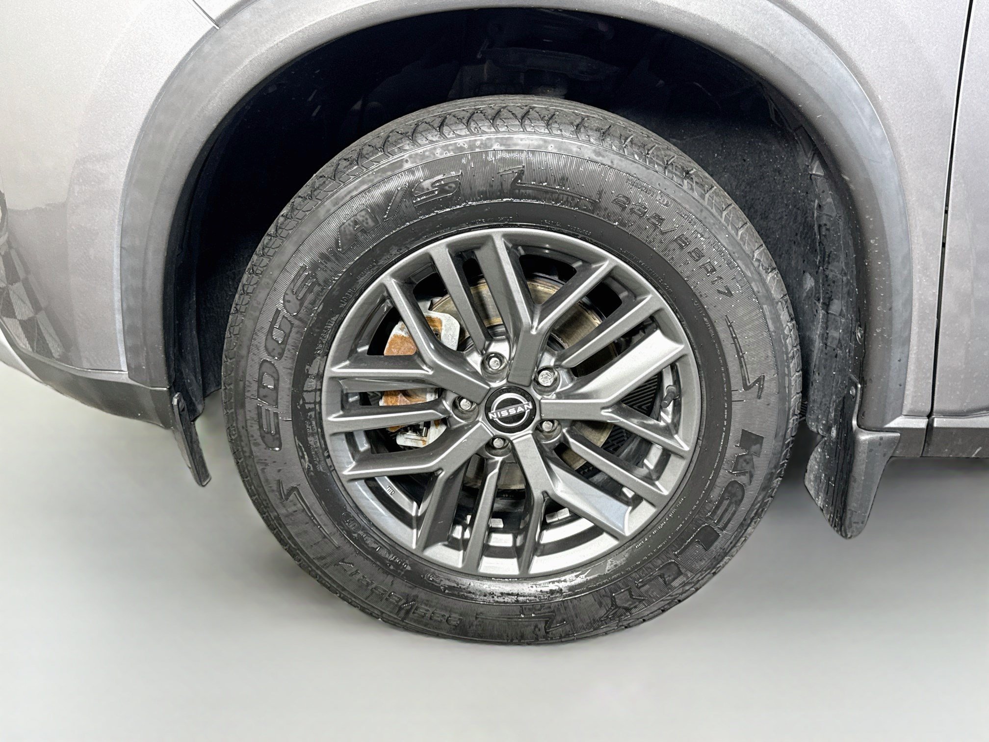 Used 2023 Nissan Rogue S FWD image 38