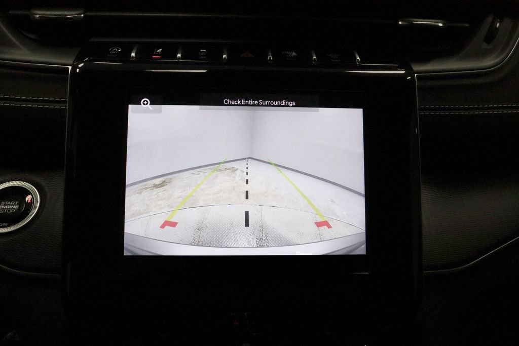 Used 2024 Jeep Grand Cherokee Altitude image 2