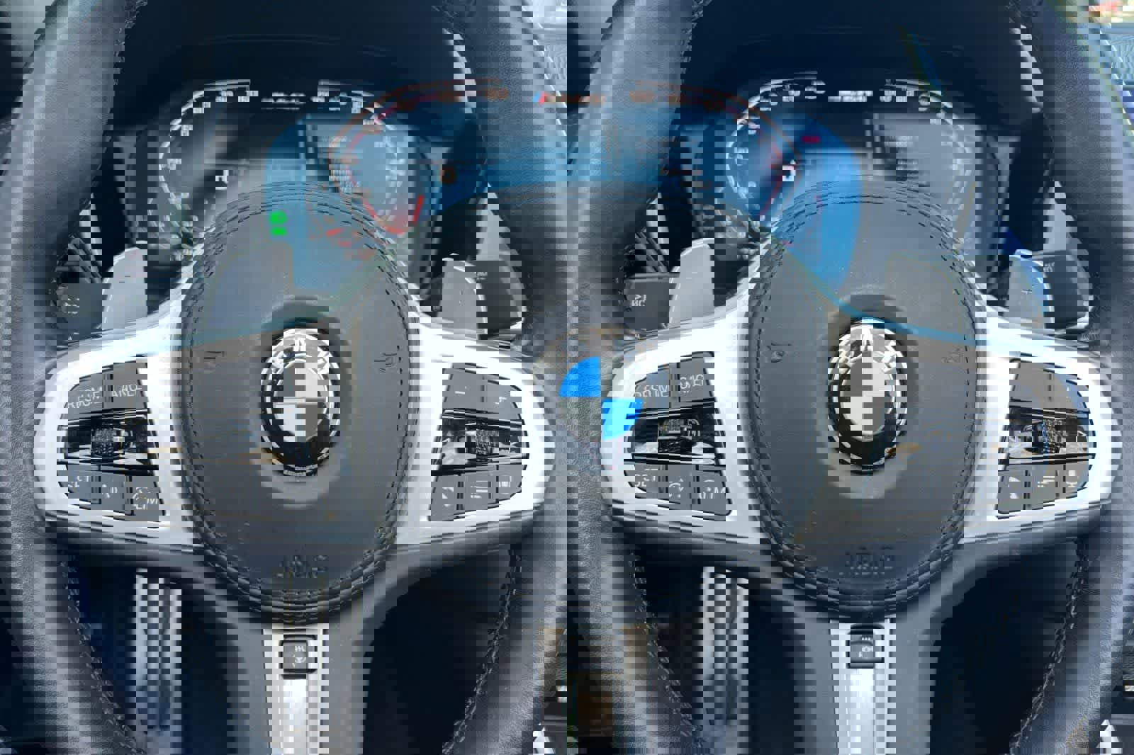 Used 2023 BMW M440i Convertible image 24