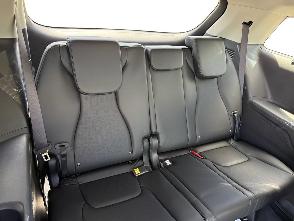 New 2027 Kia Carnival EX w/ Dark Edition Package FWD image 15
