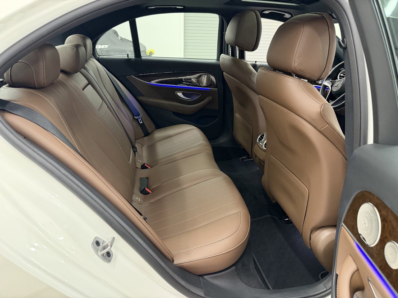 Used 2023 Mercedes-Benz E 350 4MATIC Sedan w/ Premium Package image 64