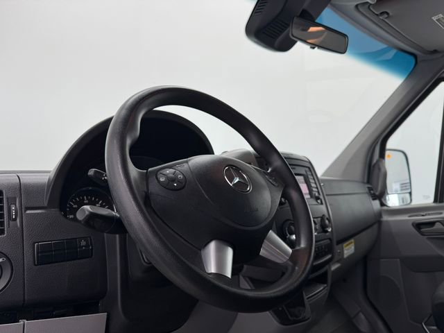 Used 2016 Mercedes-Benz Sprinter 2500 image 37