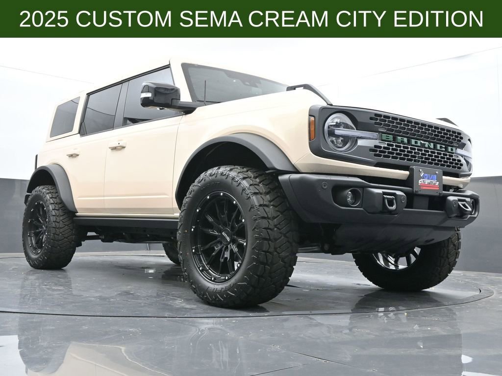 New 2025 Ford Bronco Badlands image 37