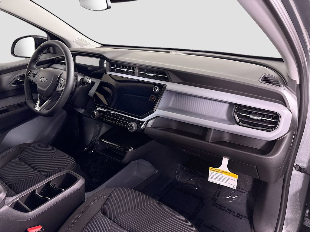 New 2027 Chevrolet Bolt LT w/ Comfort Package FWD image 27