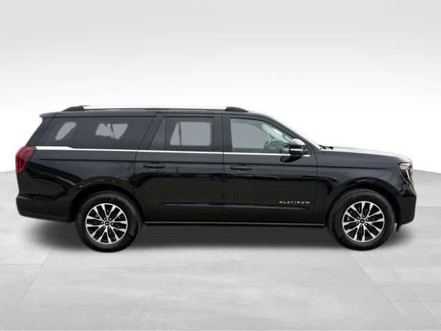 Used 2025 Ford Expedition Max Platinum AWD/4WD image 9