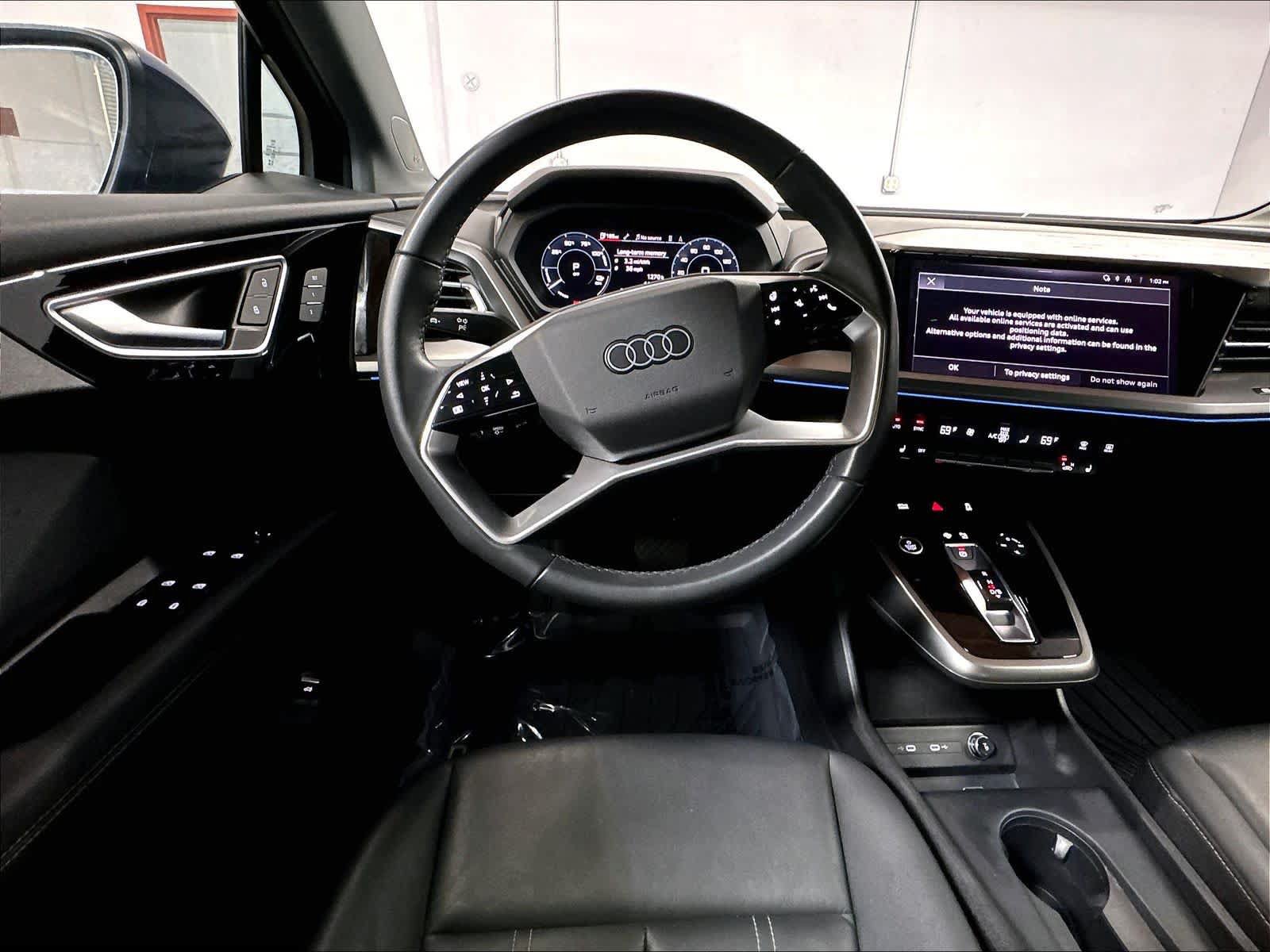 Used 2023 Audi Q4 e-tron Prestige AWD/4WD image 8
