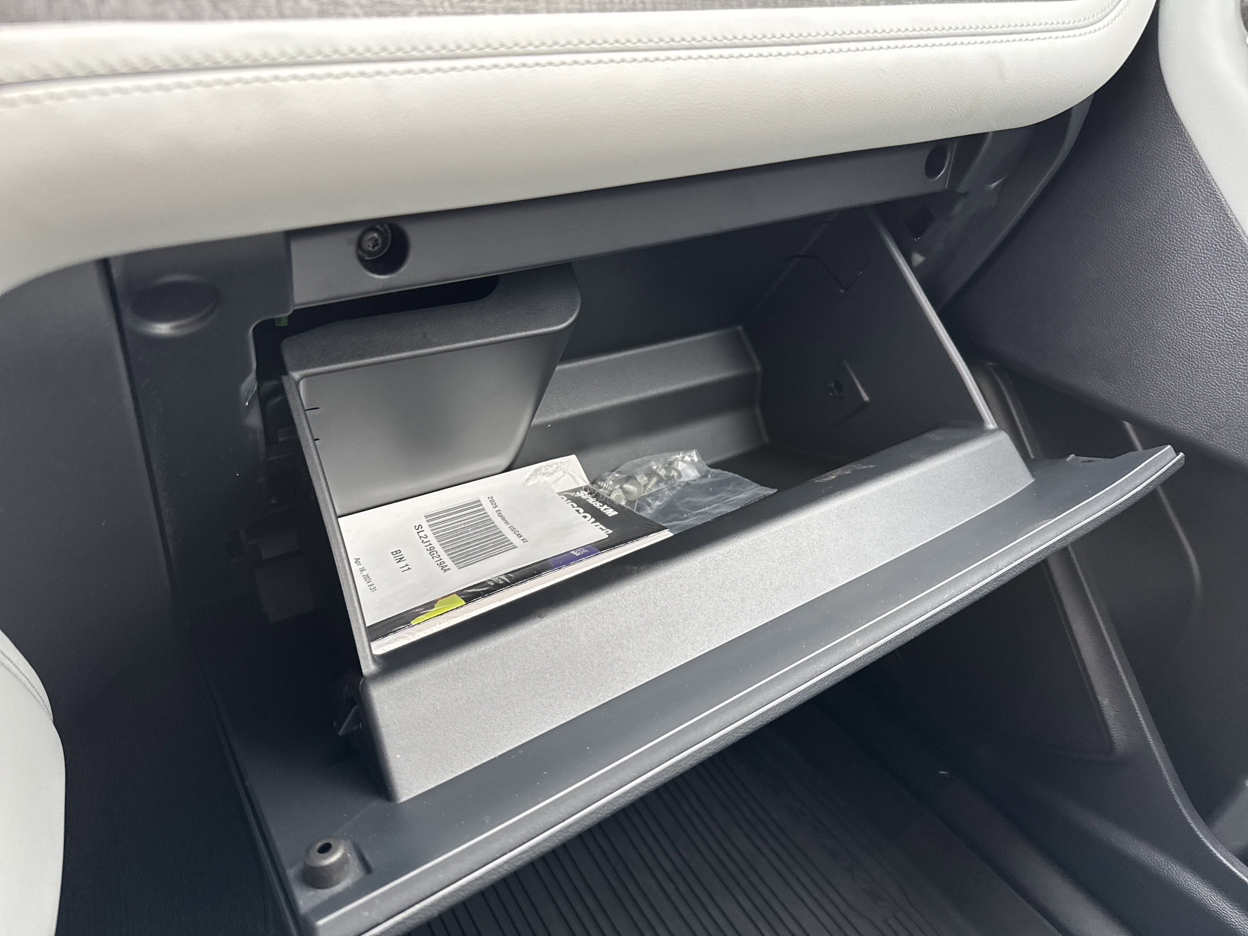 Used 2025 Ford Explorer Platinum w/ Ultimate Package image 41