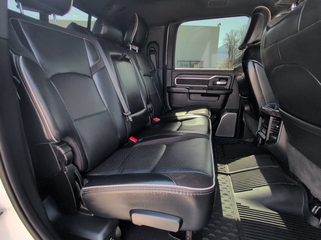 Certified 2025 RAM 3500 Laramie AWD/4WD image 29