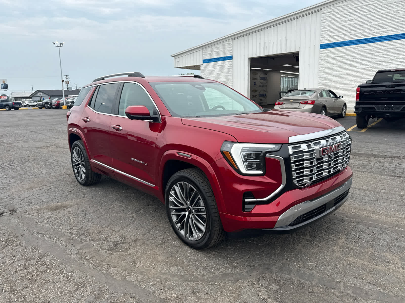 New 2027 GMC Terrain Denali w/ LPO, Floor Liner Package AWD/4WD image 6