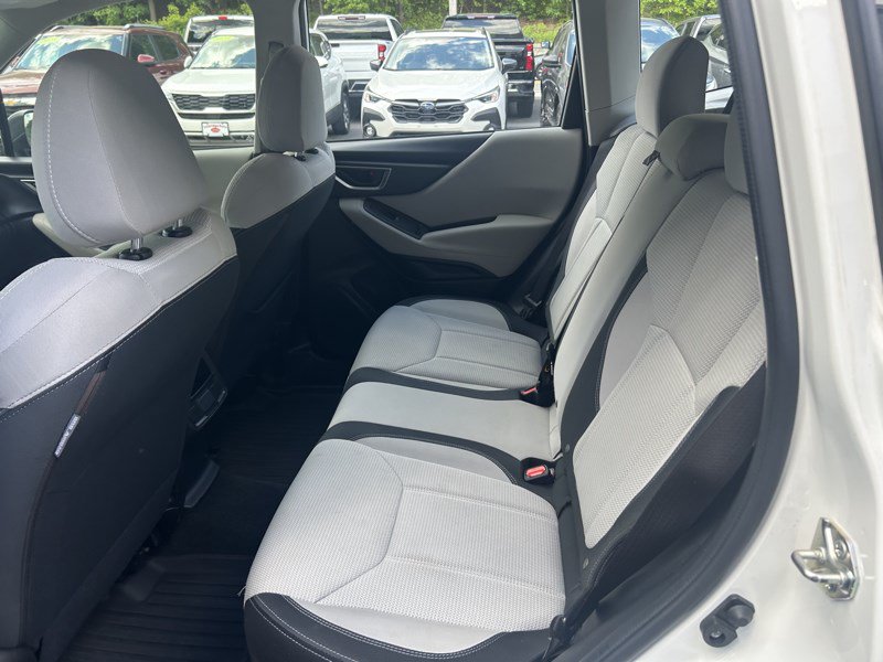 Used 2020 Subaru Forester AWD/4WD image 10