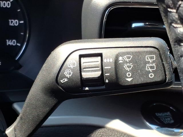 Used 2022 Ford Explorer XLT w/ Equipment Group 202A AWD/4WD image 29