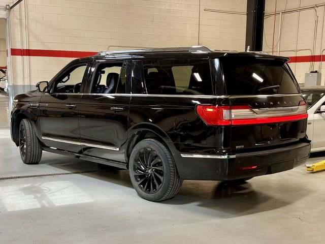 Used 2021 Lincoln Navigator L Reserve AWD/4WD image 2