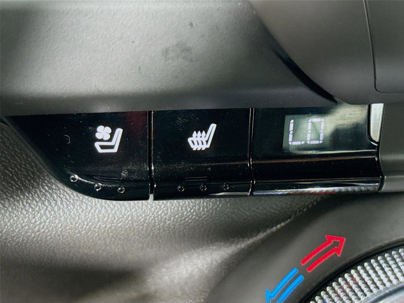 Used 2019 Chevrolet Camaro ZL1 image 21