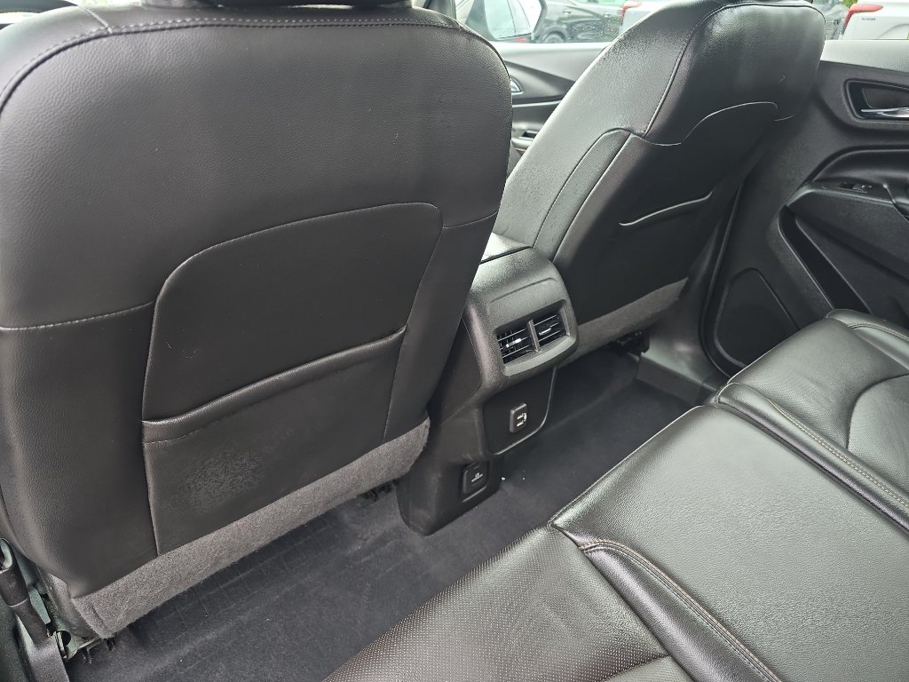 Used 2021 Chevrolet Equinox Premier w/ LPO, Cargo Package FWD image 19