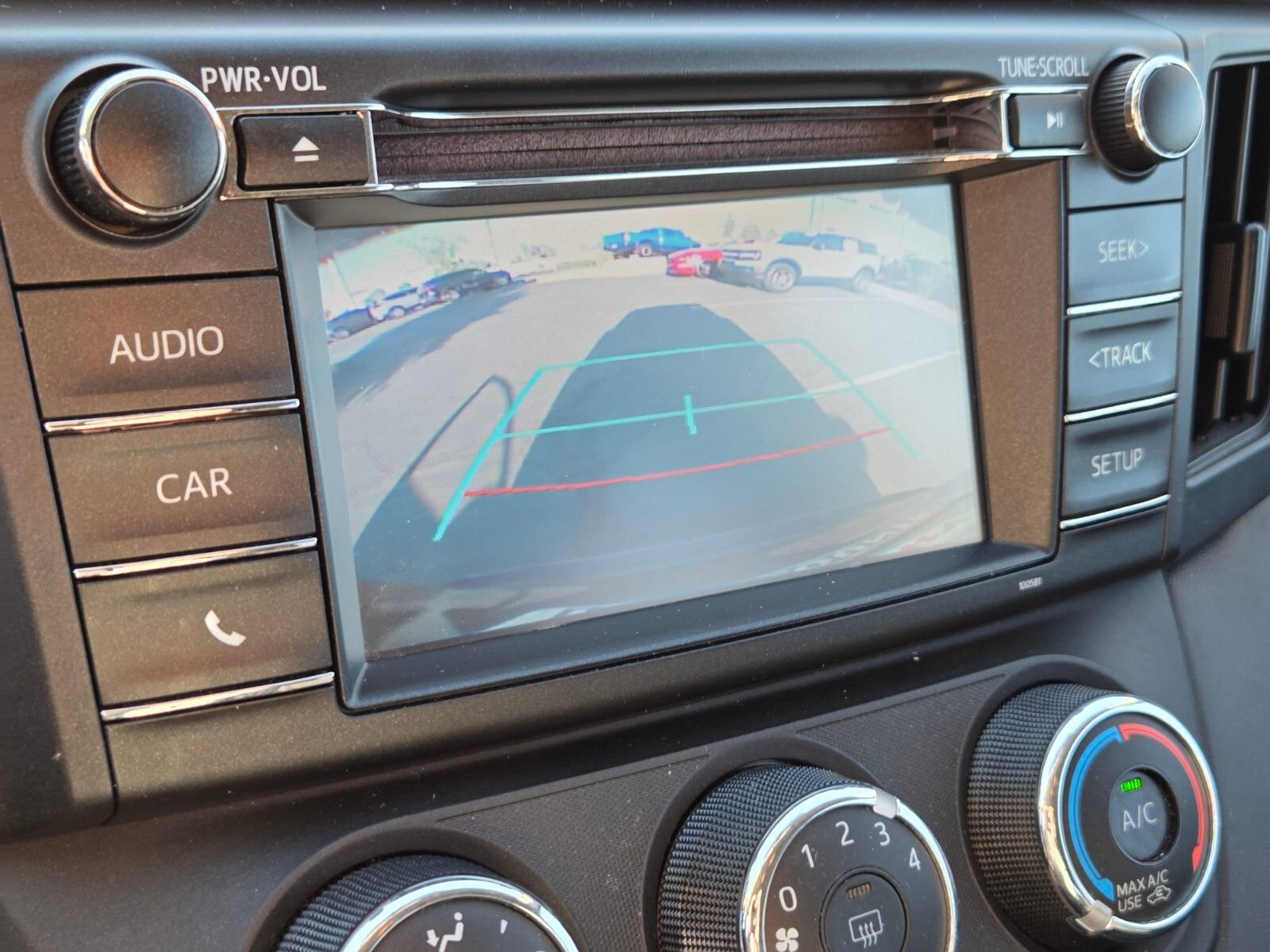 Used 2016 Toyota RAV4 LE FWD image 21