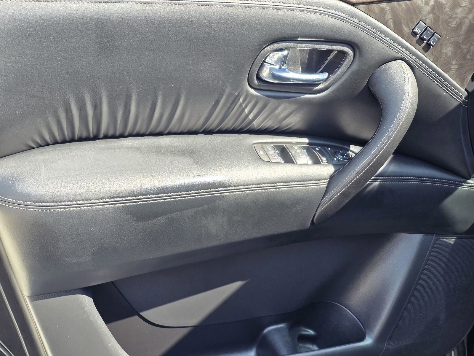 Used 2021 Nissan Armada Platinum w/ Captain's Chairs Package image 13