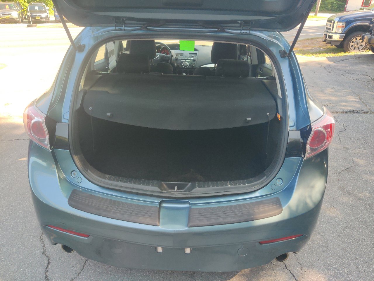 Used 2011 MAZDA MAZDA3 s Sport image 23