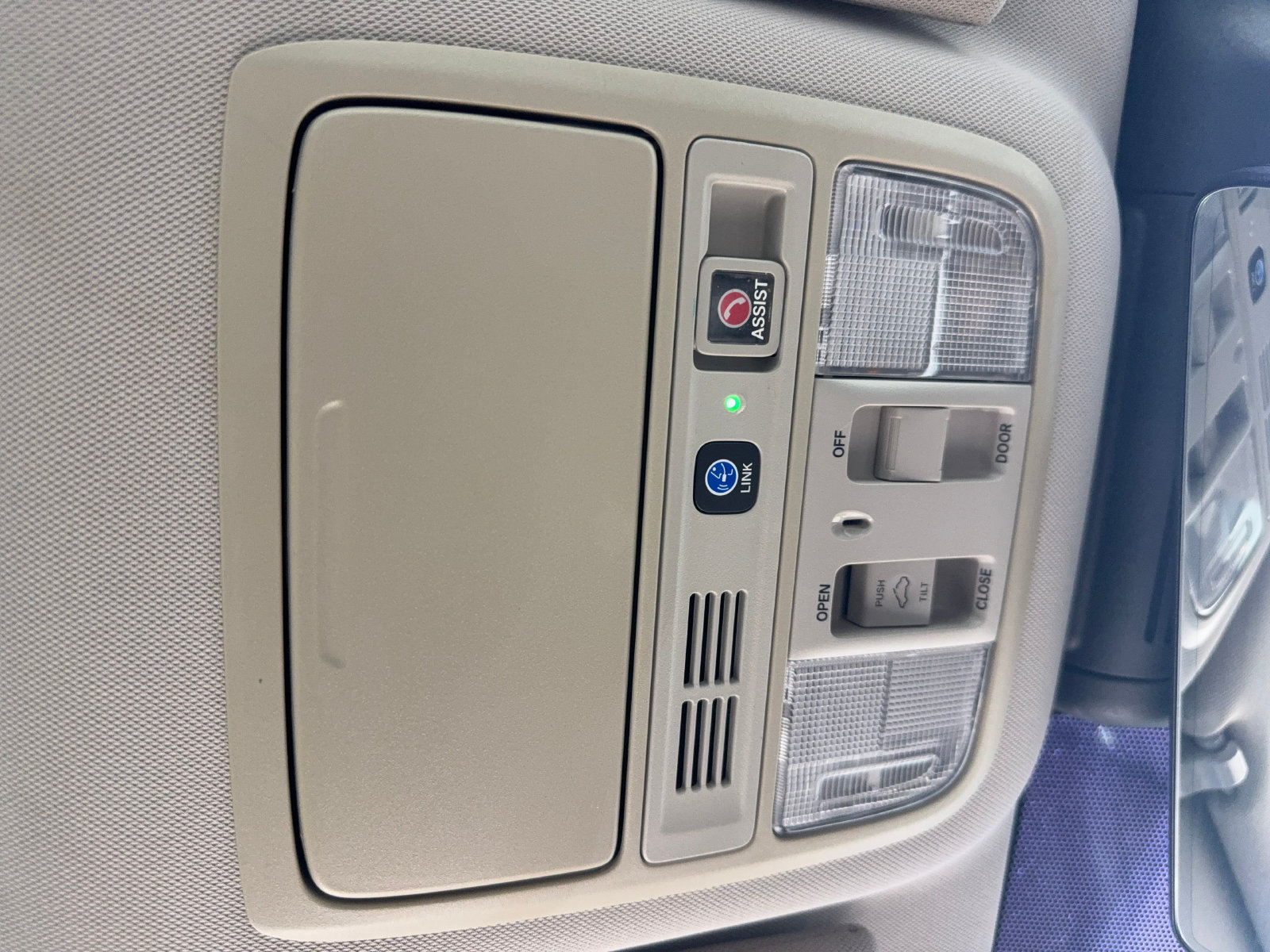 Used 2018 Honda Accord Touring image 22